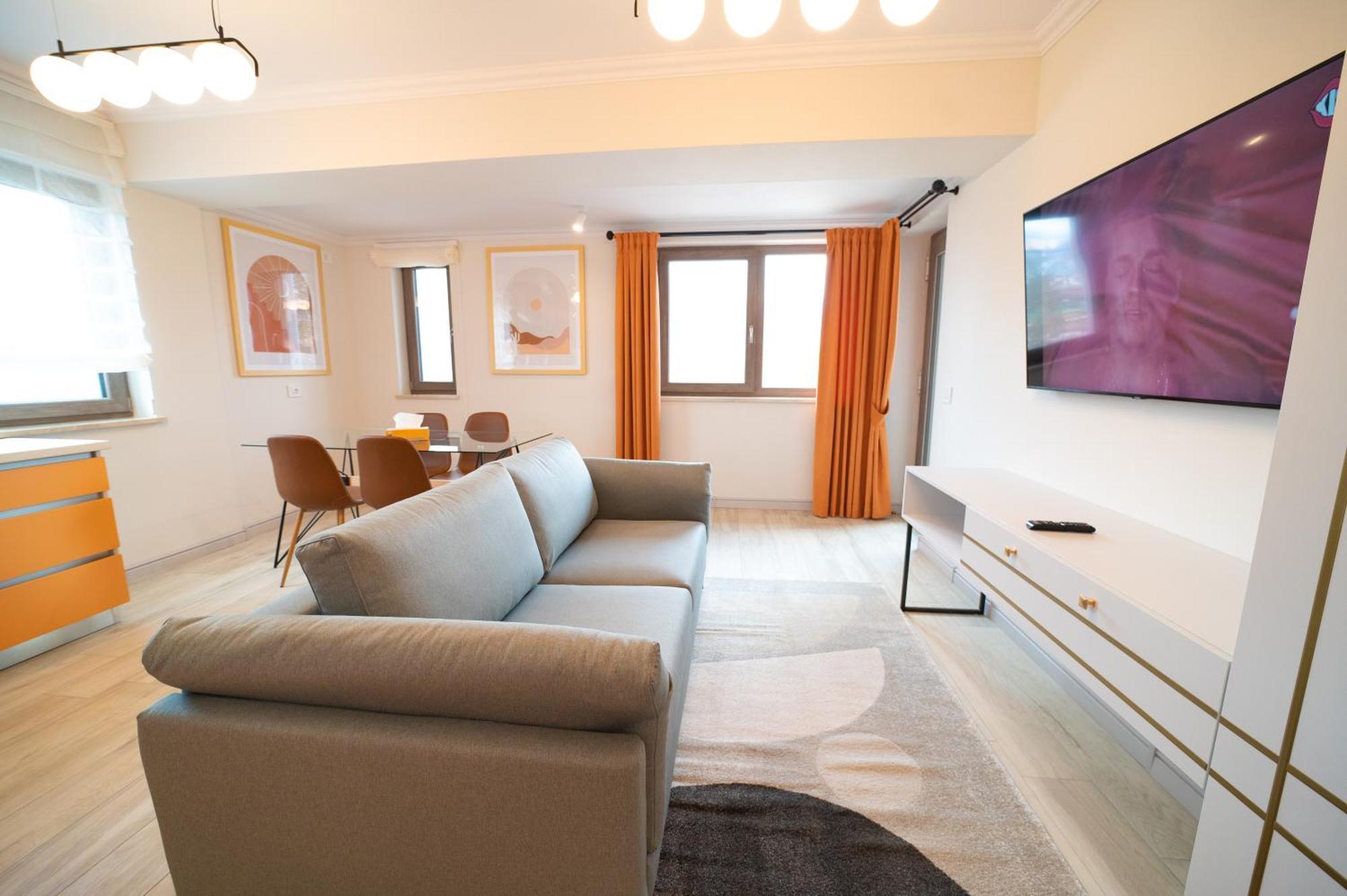 First Apartments Focşani 외부 사진